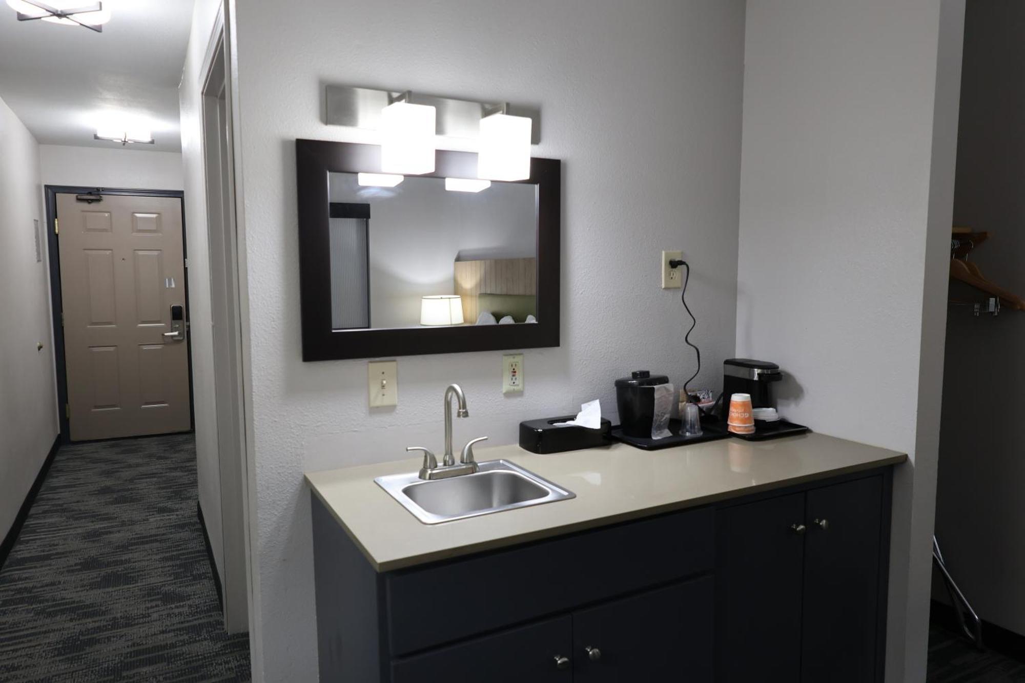 Country Inn & Suites By Radisson, Sparta, Wi Exteriör bild